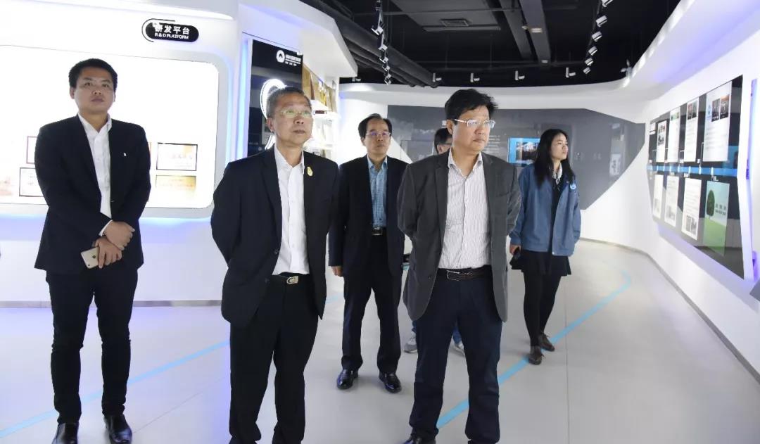 正大集团一行莅临华体会体育(中国)HTH·官方网站参观考察图二